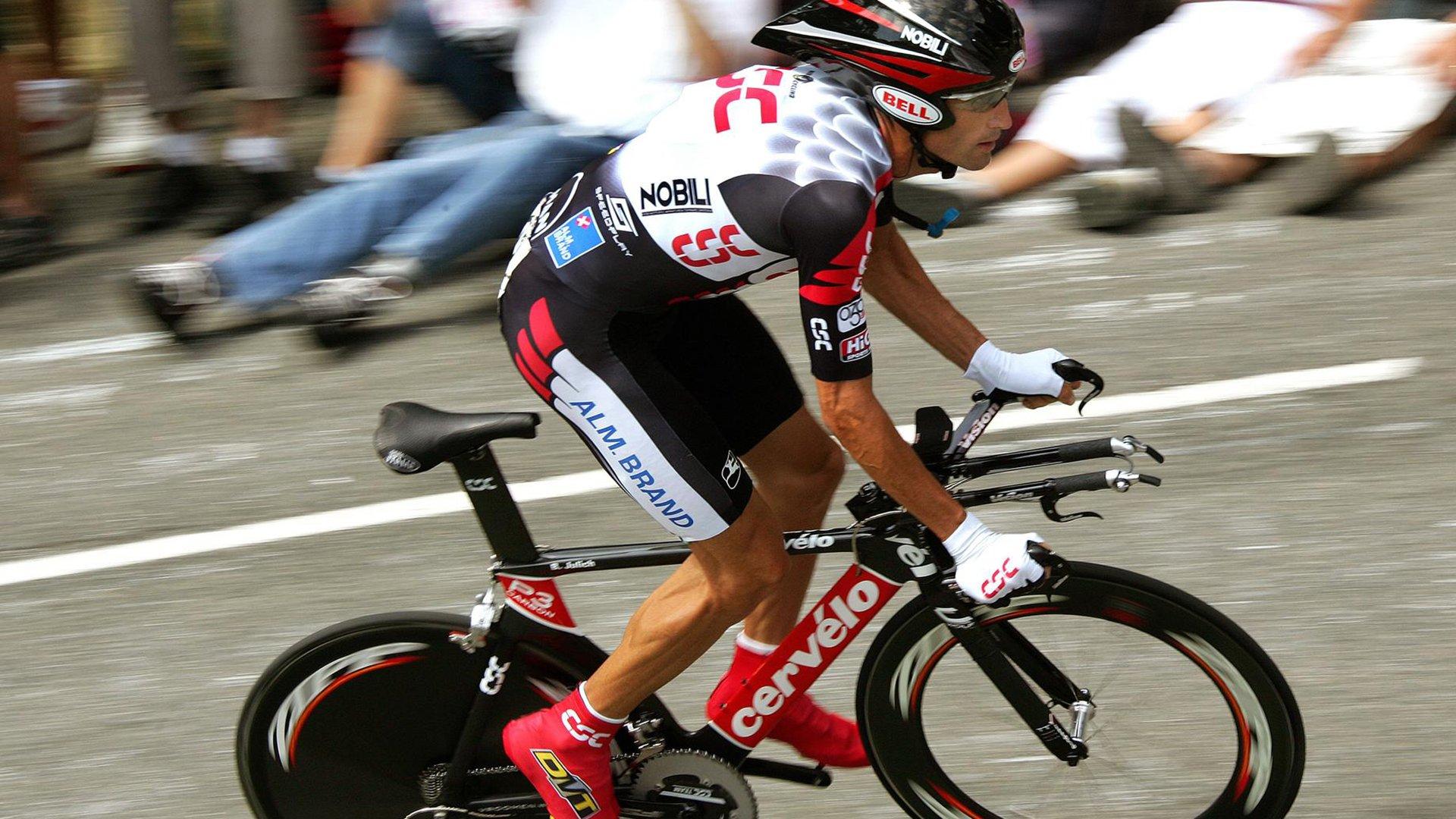 纳帅强硬表态，门将位置不容争议，团队稳定高于一切