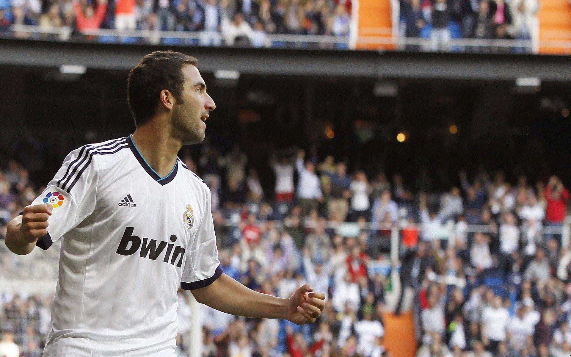 乌奈-西蒙盛赞库库雷利亚,西班牙球迷一致认定他是欧洲杯MVP