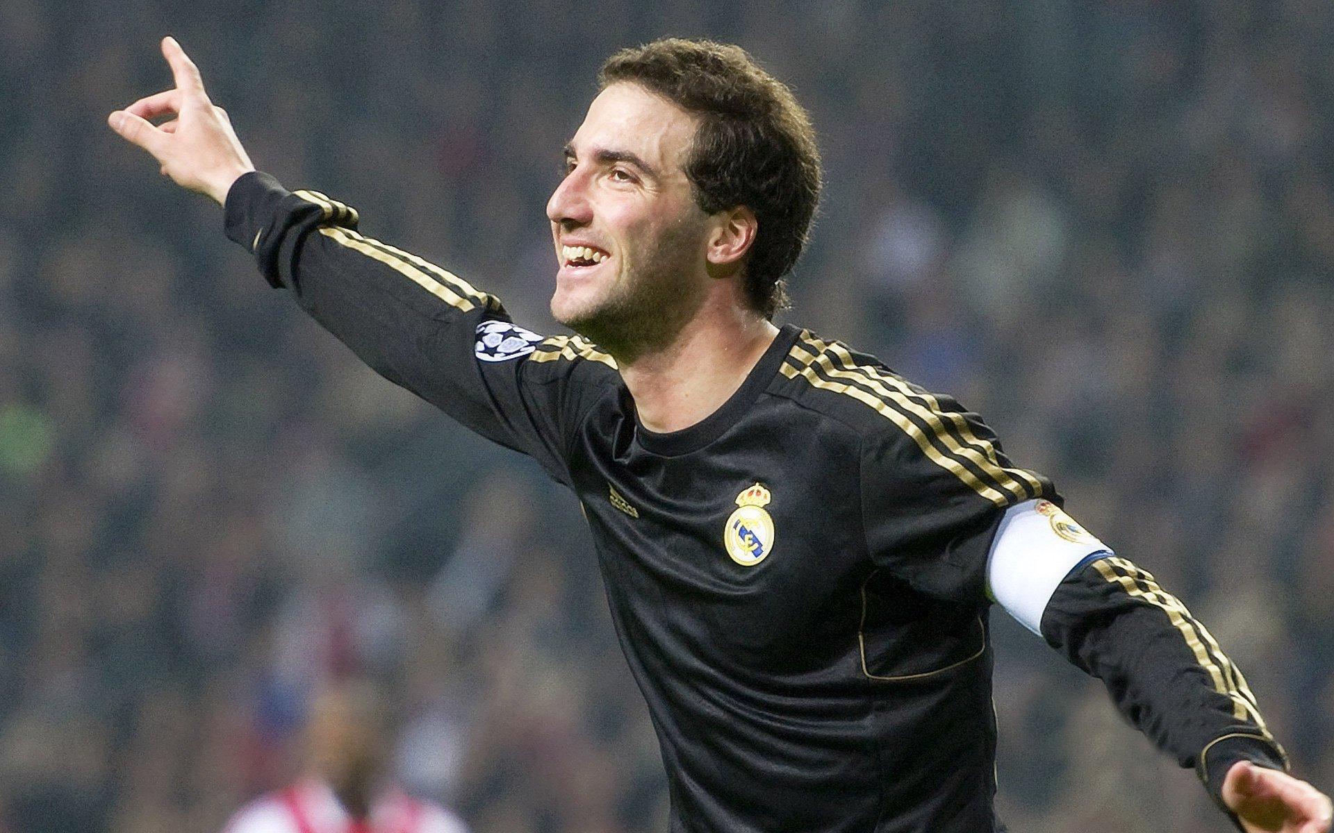 沃勒尔表态,无论特狮明年身在何处,健康状态下他都是德国头号门将